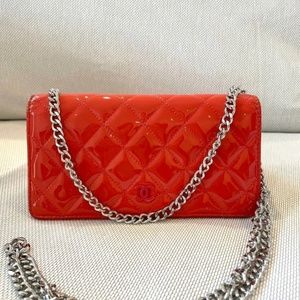 Chanel Wallet on Chain